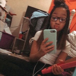 Meet your Posher, Mar